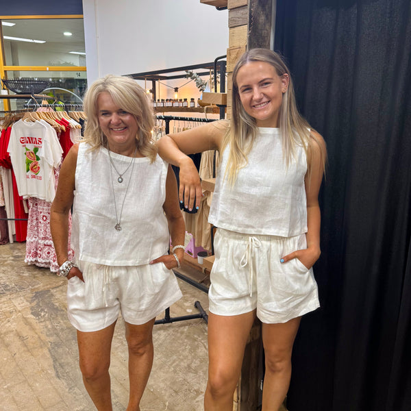 Pure Linen Shorts - White