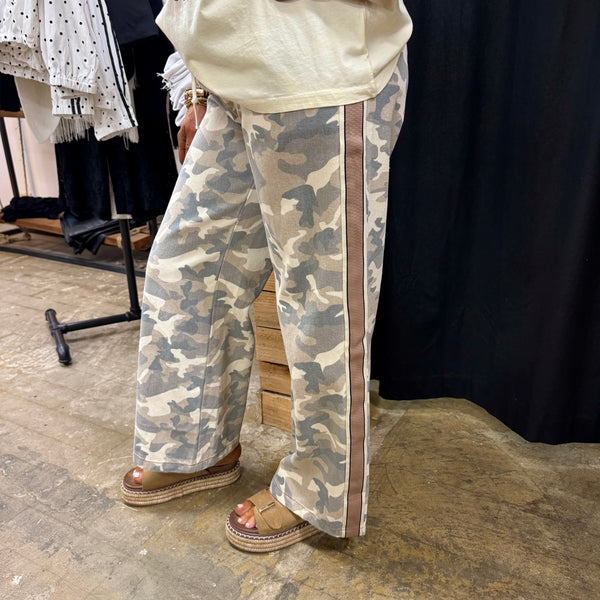 By Frankie Camo Racers - Biscuit Stripe