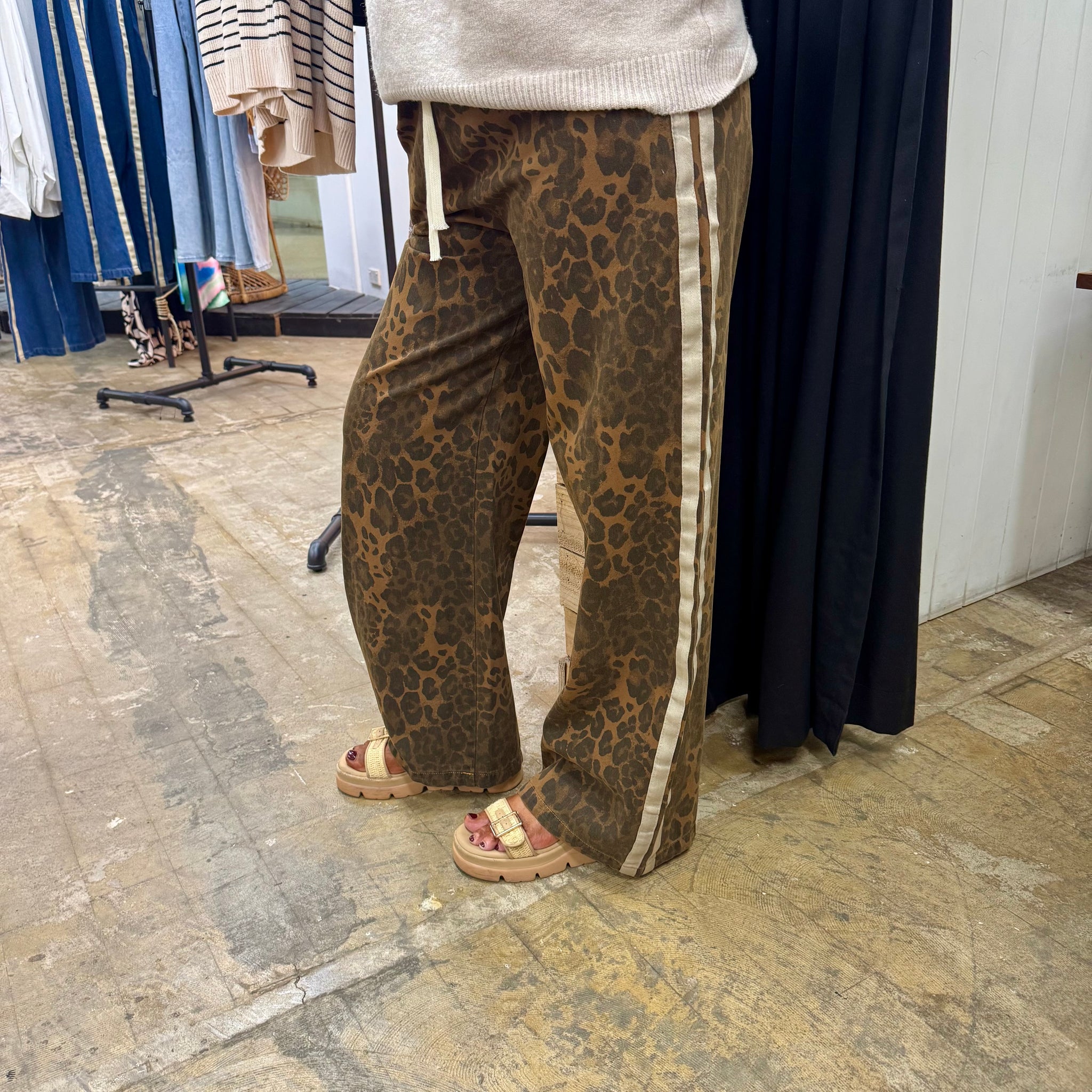 Atlas Dark Leopard Racer Denim