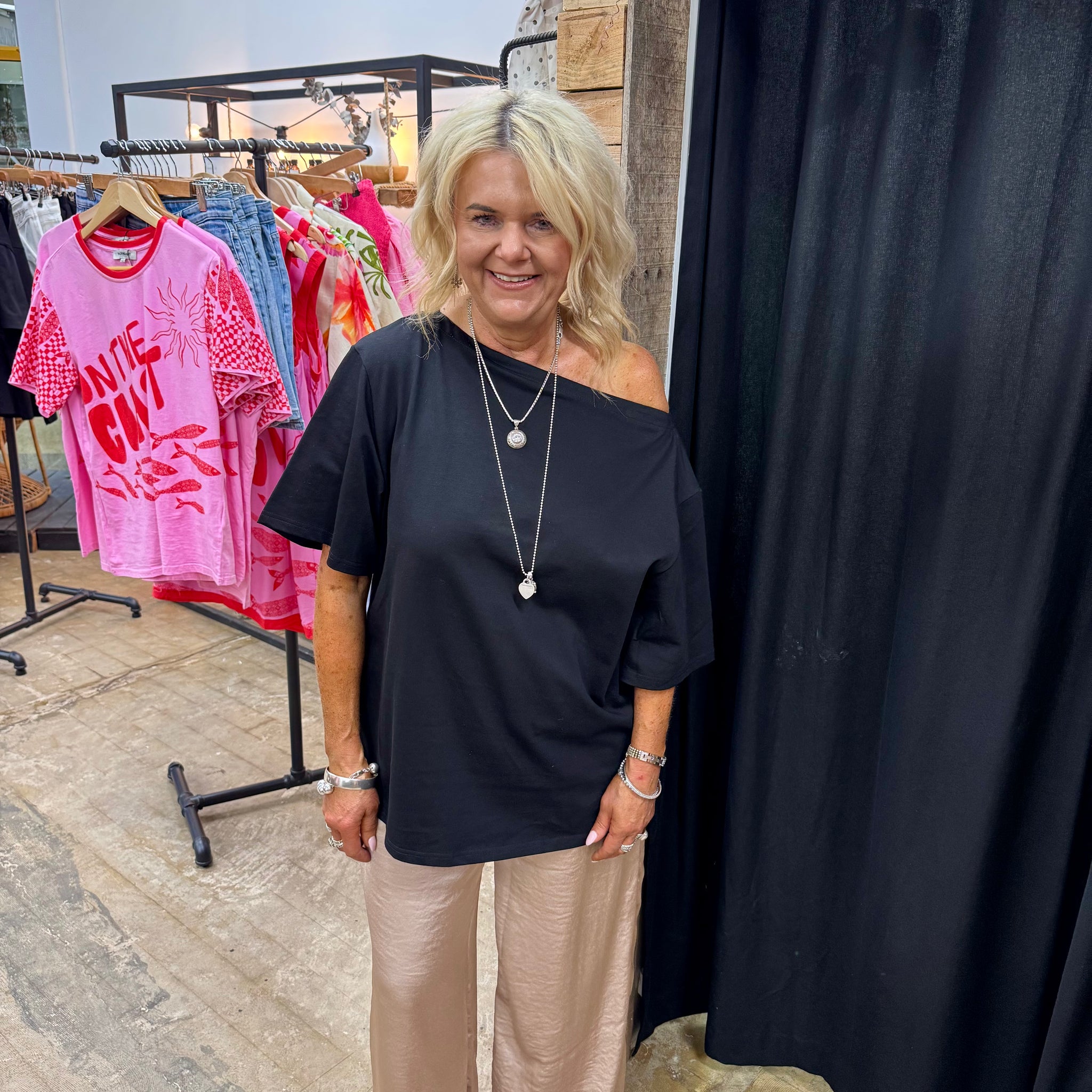 Ford Off Shoulder - Black